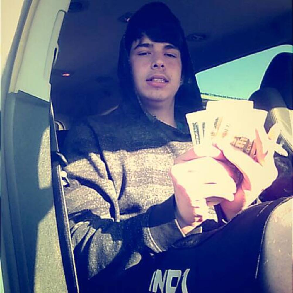 Meet your Posher, Dylan